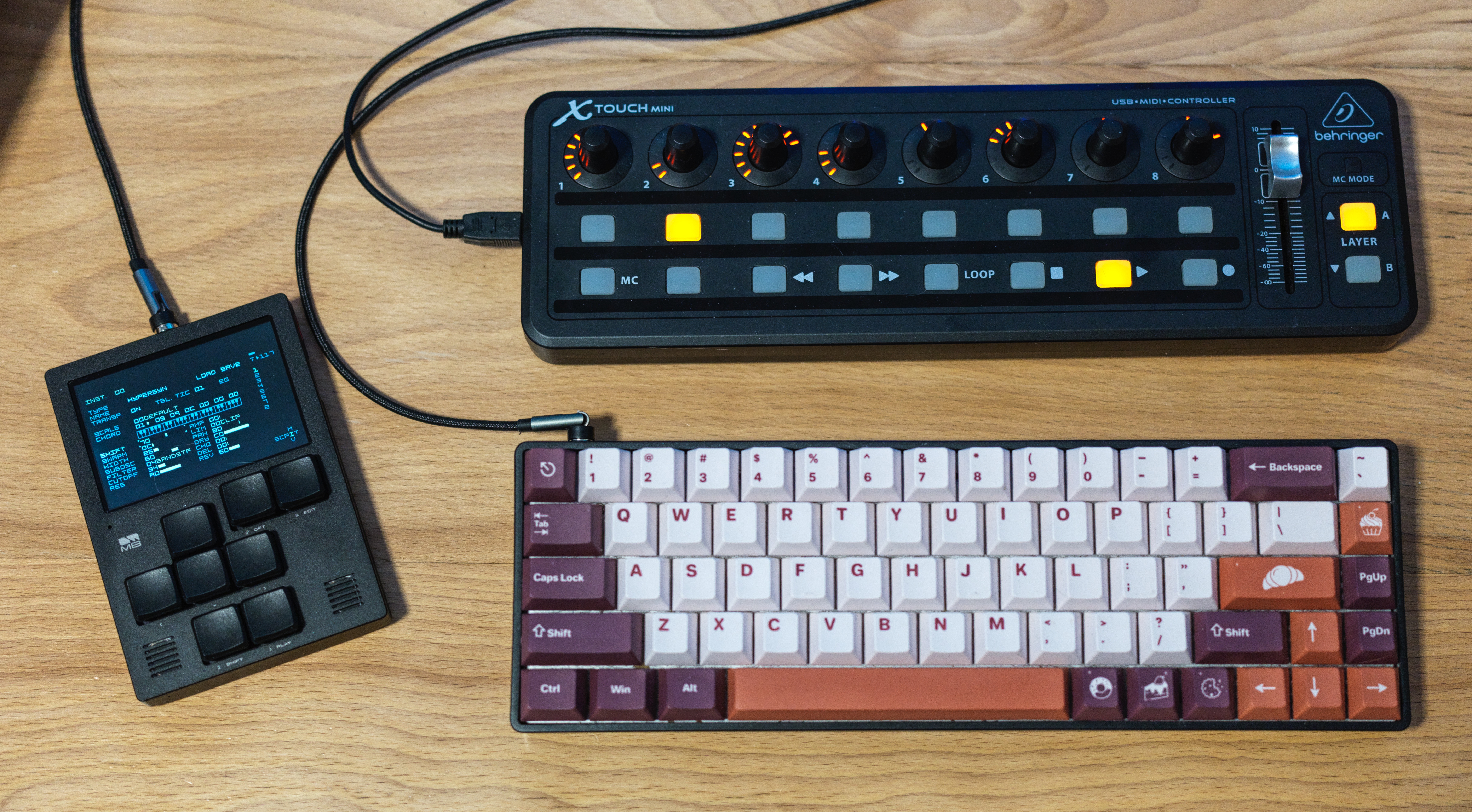 Controlling the Dirtywave M8 with the Behringer X-Touch Mini
